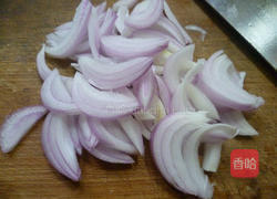 洋葱炒香干的做法图解3