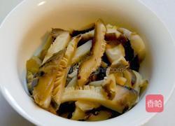 冬菇芹菜土豆丝的做法图解3