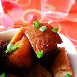 春笋烧肉的做法[图]