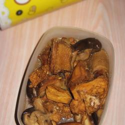香菇豆泡炖鸡块的做法[图]