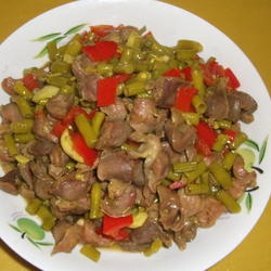 酸豆角炒鸭胗的做法[图]