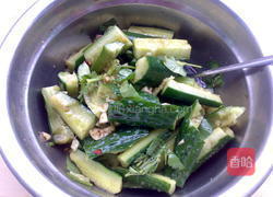 蒜香陈醋拍青瓜的做法图解5
