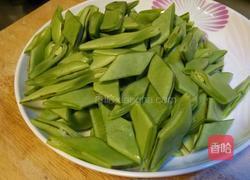 刀豆炒鸡块的做法图解3