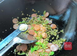 咸豆角炒肉花肠的做法图解8