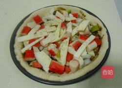 黑椒蟹棒披萨的做法图解9