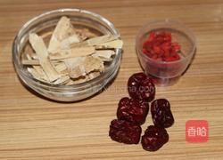 黄芪老鸡汤的做法图解2