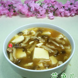肉丝蟹味菇豆腐羹的做法[图]