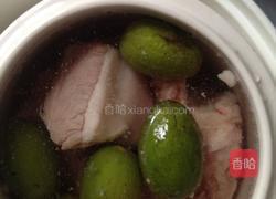 青橄榄排骨汤的做法图解3
