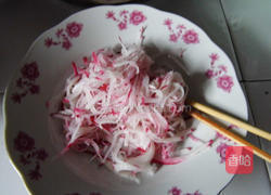 爽脆萝卜丝的做法图解3