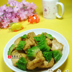苦瓜烧豆腐的做法[图]