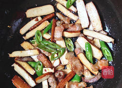 五花肉炒香干的做法图解7