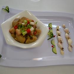 莲藕煲猪肉的做法[图]