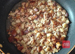 茄子肉酱面的做法图解7