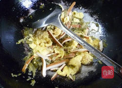 雪菜香干炒鸡蛋的做法图解10
