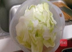手撕包菜的做法图解1