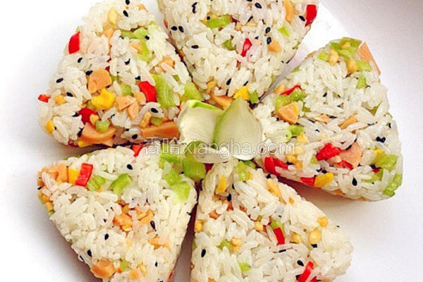 黑芝麻玉米肠饭团