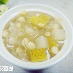 川贝雪梨汤的做法[图]