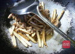 里脊肉香干炒双椒的做法图解7