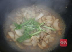 口蘑炒肉片的做法图解9