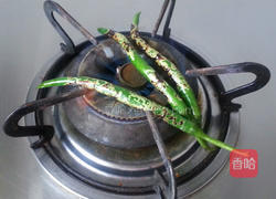 雷椒松花皮蛋的做法图解3