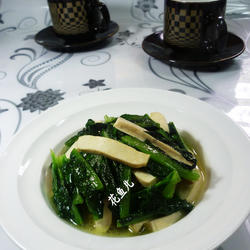 豆腐干炒莴笋叶的做法[图]