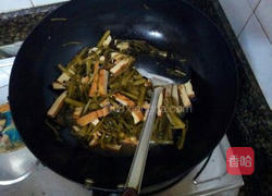 酸菜香干的做法图解7