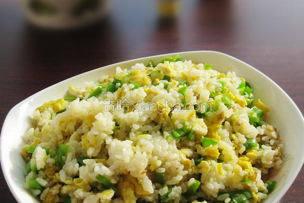尖椒鸡蛋炒饭