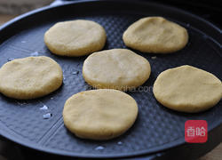 玉米饼子就小咸鱼的做法图解6