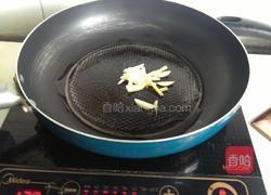 小炒包菜丝的做法图解5