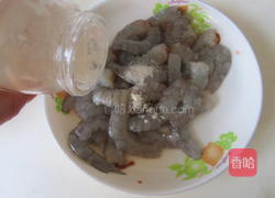蚕豆炒虾仁的做法图解2