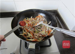 榨菜炒肉丝的做法图解10