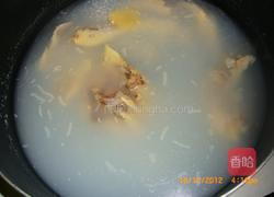 大白菜鸡汤面的做法图解1