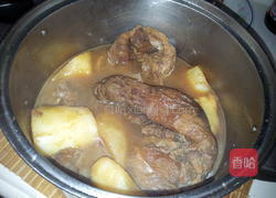 广式牛腩煲的做法图解10