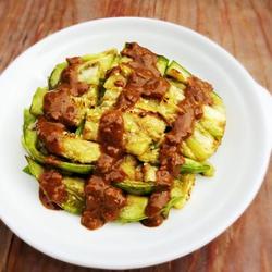 蒜泥烙茄子的做法[图]
