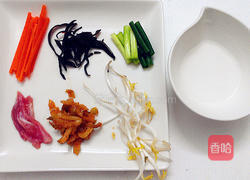 榨菜银丝卷的做法图解1