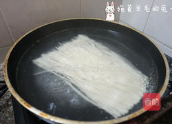 沙拉芝香凉拌面的做法图解2