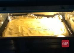 海苔肉松蛋糕卷的做法图解9