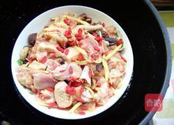 冬菇蒸滑鸡的做法图解3