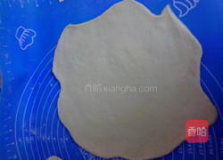 培根披萨的做法图解1