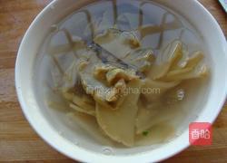 榨菜炖烧鸡的做法图解2
