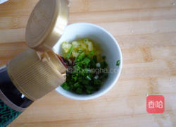 皮蛋豆腐的做法图解8