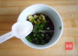 皮蛋豆腐的做法图解9