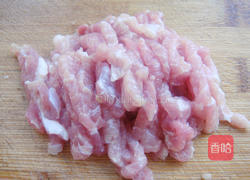 榨菜青椒肉丝的做法图解3