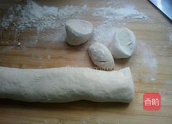 包菜鸡蛋粉丝包子的做法图解9