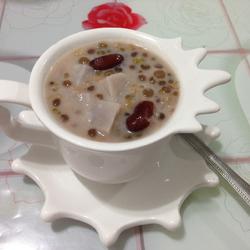 红绿豆芋头甜品的做法[图]