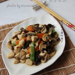 黑木耳口蘑炒鸡丁的做法[图]