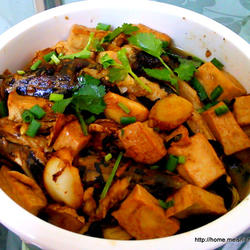 黄骨鱼炖豆腐的做法[图]