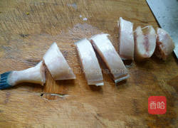 香干烧橡皮鱼的做法图解4