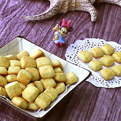 牛奶格子饼干的做法[图]