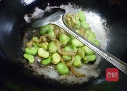 榨菜丝炒蚕豆的做法图解9